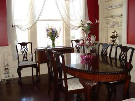 STARR Mansion Bed & Breakfast - Vallejo, CA