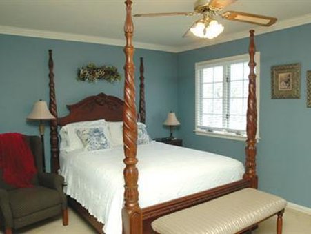 Blue Heron Bed & Breakfast - Cedar Creek, TX