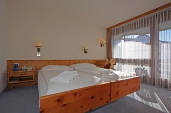 Central Swiss Q Sporthotel - Room