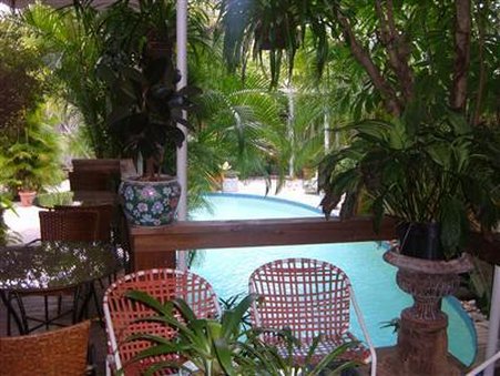Hibiscus House Bed & Breakfast - West Palm Beach, FL