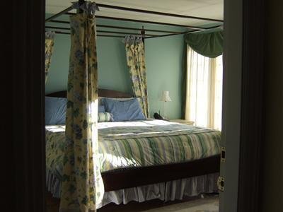 Maple Street Inn - West Barnstable, MA