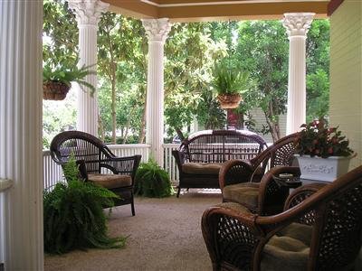 1908 Ayres Inn - San Antonio, TX