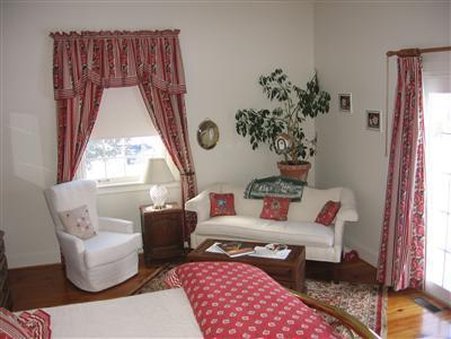 Abner Adams House B & B - Bloomfield, NY