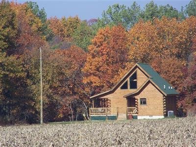 Bear Grove Cabins - Mulberry Grove, IL