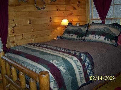 Bear Grove Cabins - Mulberry Grove, IL