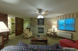 Stoney Creek Inn - Columbia, MO