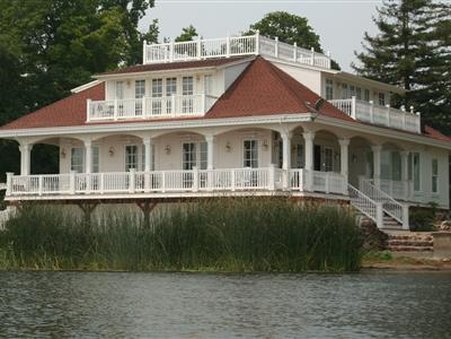 Clear Lake Bed & Breakfast - Lakeport, CA