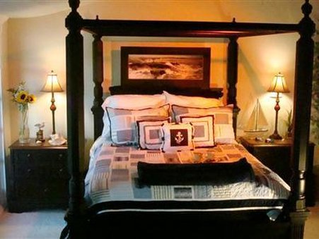 Clear Lake Bed & Breakfast - Lakeport, CA