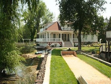 Clear Lake Bed & Breakfast - Lakeport, CA