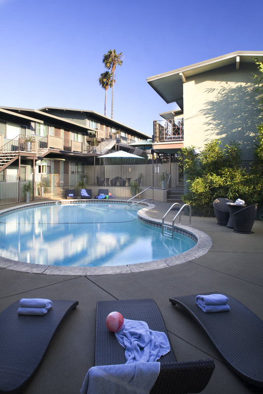 Inn At East Beach - Santa Barbara, CA