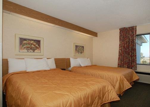 Sleep Inn - Brooklyn, IA