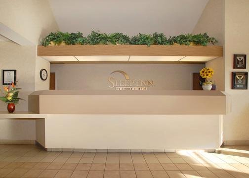 Sleep Inn - Brooklyn, IA