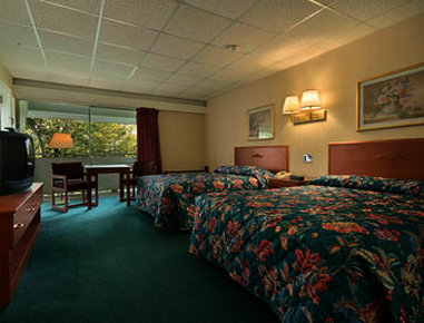 Super 8 - Pittston, PA