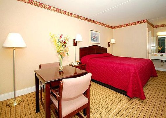 Econo Lodge-Meadowlands - Carlstadt, NJ