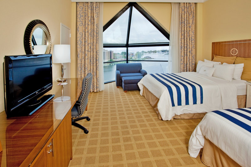 Crowne Plaza Hampton Marina - Hampton, VA