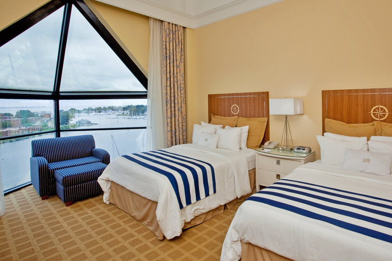 Crowne Plaza Hampton Marina - Hampton, VA