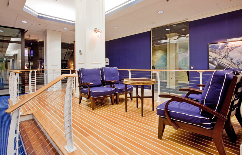 Crowne Plaza Hampton Marina - Hampton, VA