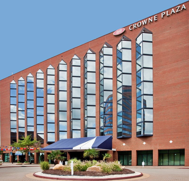Crowne Plaza Hampton Marina - Hampton, VA