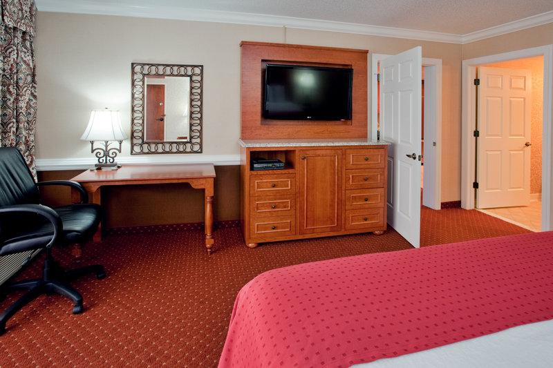 HOLIDAY INN-UNIVERSITY - Blacksburg, VA