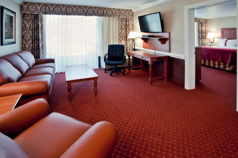 HOLIDAY INN-UNIVERSITY - Blacksburg, VA