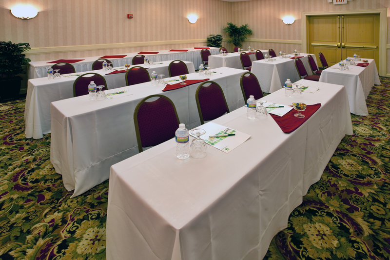HOLIDAY INN-UNIVERSITY - Blacksburg, VA