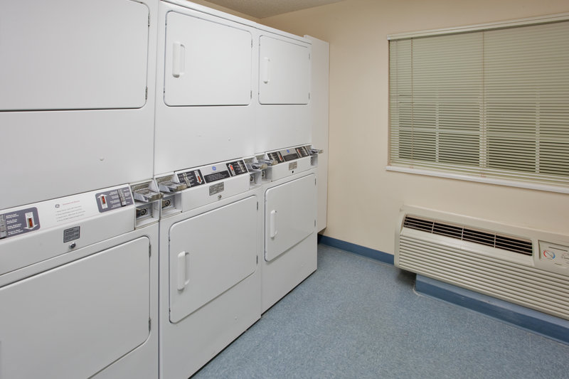 Candlewood Suites-West - Glen Allen, VA