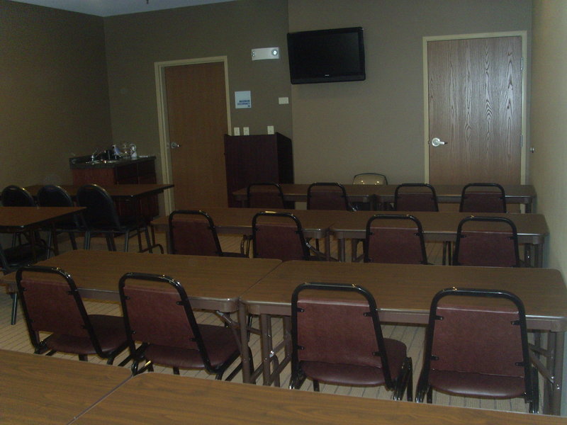 Holiday Inn Express DEVILS LAKE - Devils Lake, ND