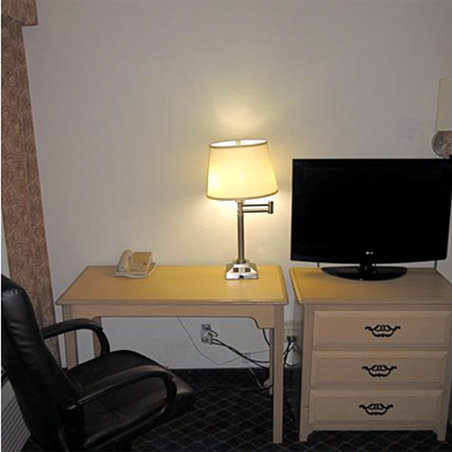 Holiday Inn Express Hotel & Suites Jackson Downtown-Coliseum - Jackson, MS