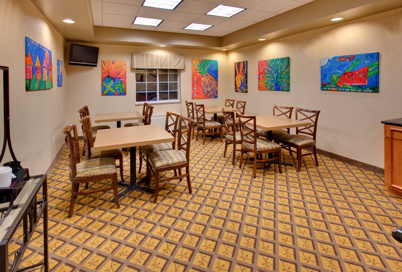 Candlewood Suites-Fargo-N - Leonard, ND