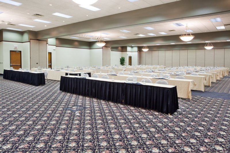 Holiday Inn BIG RAPIDS - Big Rapids, MI