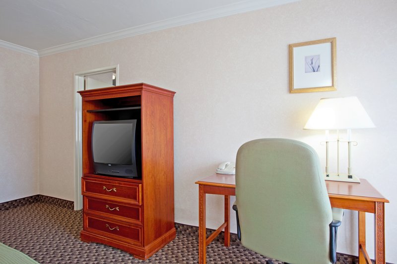 Holiday Inn Express SAN DIEGO-LA MESA (SDSU AREA) - Guatay, CA