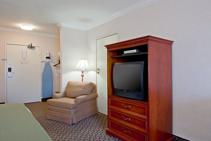 Holiday Inn Express SAN DIEGO-LA MESA (SDSU AREA) - Guatay, CA