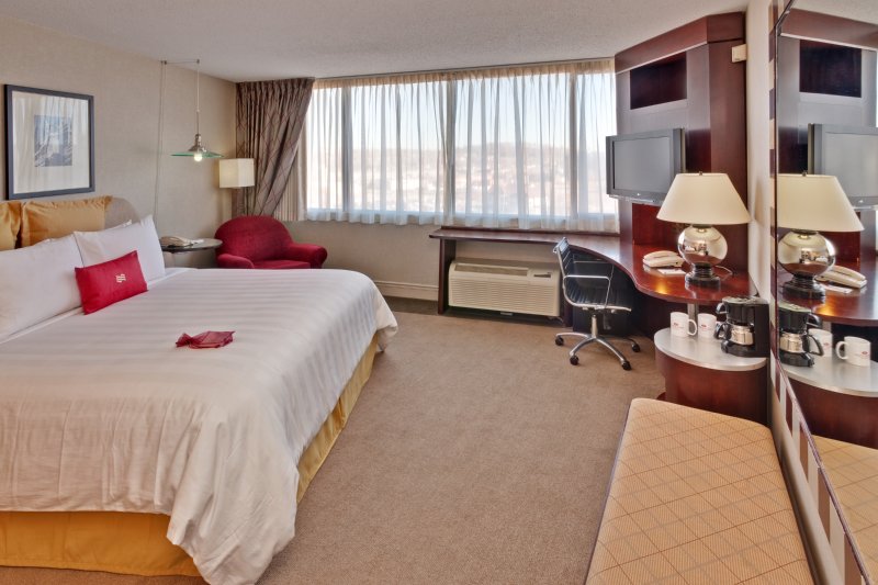 Crowne Plaza SYRACUSE - Syracuse, NY