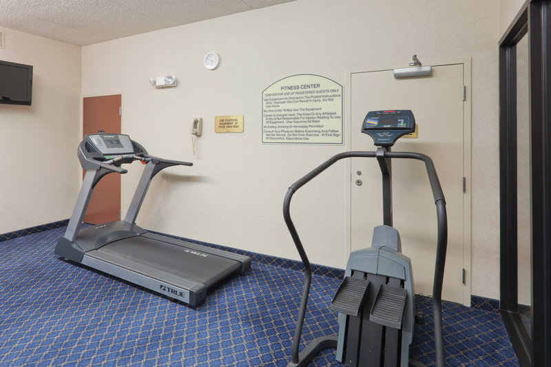 Holiday Inn Express & Suites URBANA-CHAMPAIGN (U OF I AREA) - Urbana, IL