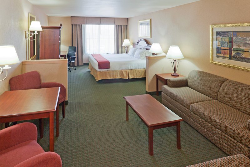 Holiday Inn Express & Suites GILLETTE - Gillette, WY