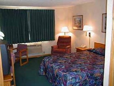 Fireside Inn & Suites - Devils Lake, ND