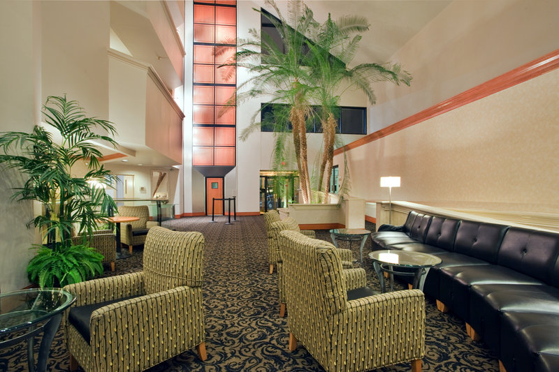 Crowne Plaza-VA Beach Town Ctr - Virginia Beach, VA