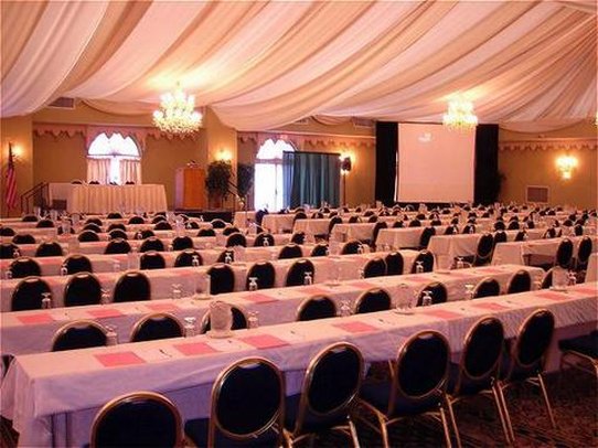 Crowne Plaza Philadelphia-Cherry Hill - Cherry Hill, NJ