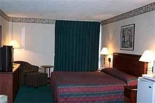 Silver Beach Hotel - Saint Joseph, MI