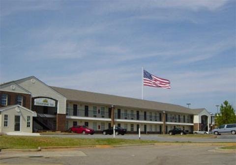 Homestead Inn - Canton, GA