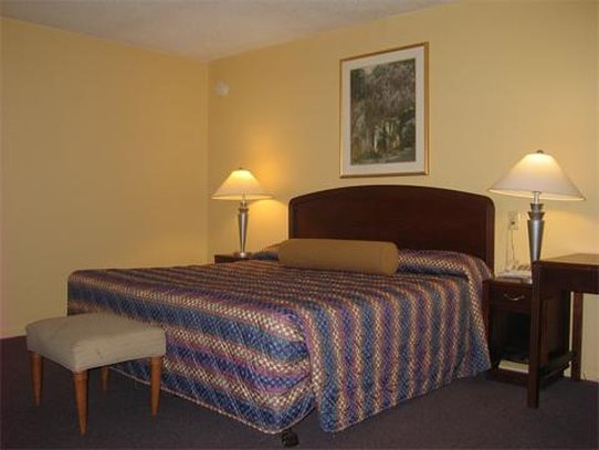 eCom Lodge - Mount Dora, FL