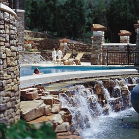 Sundara Inn & Spa - Wisconsin Dells, WI