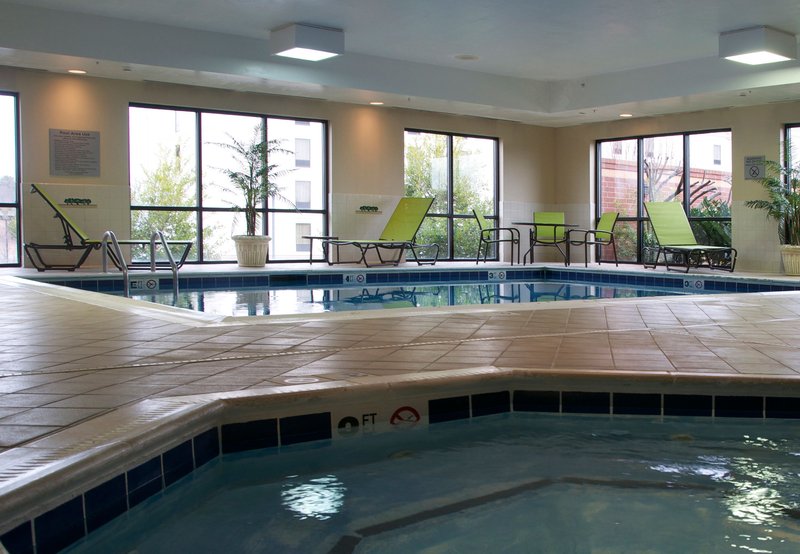 Courtyard By Marriott Hickory - Hickory, NC