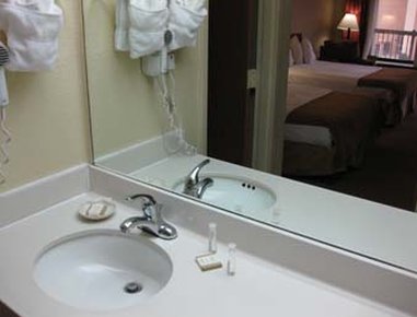 Baymont Inn And Suites Americus - Americus, GA