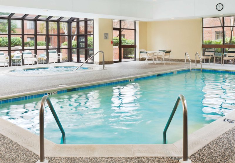 Courtyard by Marriott Boston Stoughton - Stoughton, MA