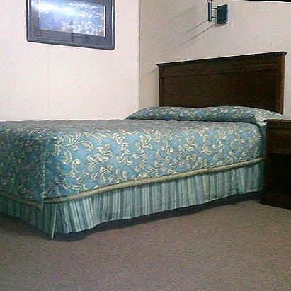 Capri Motel - Avoca, IA