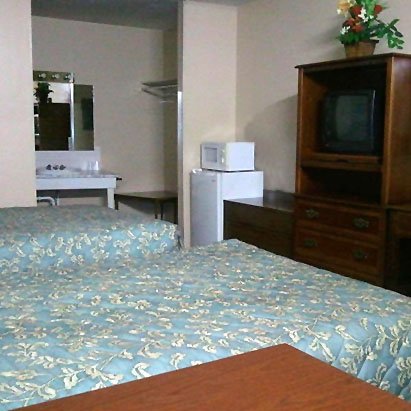 Capri Motel - Avoca, IA