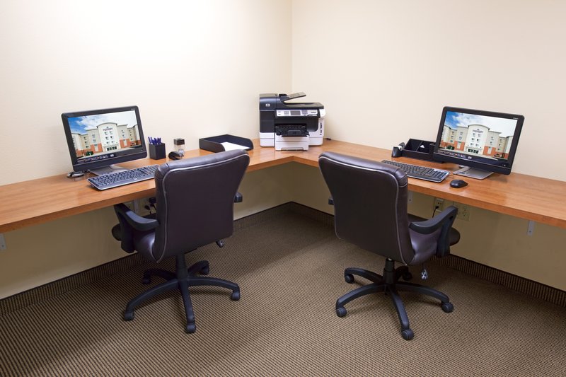 Candlewood Suites MINOT - Donnybrook, ND
