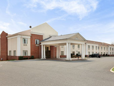 Holiday Inn Express-Altavista - Altavista, VA
