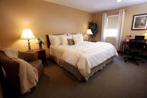 Traditions At The Glen - Johnson City, NY